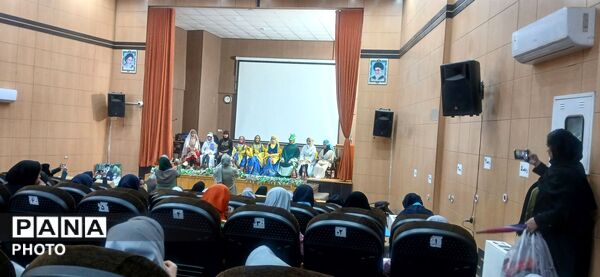جشنواره فرهنگی و هنری فردا در کانون شهید شوشتری 