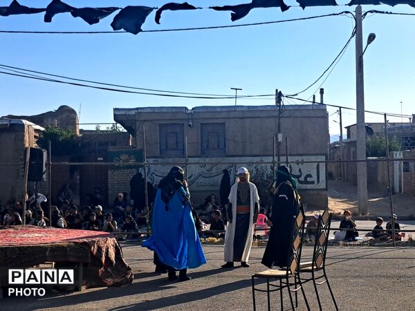 برگزاری مراسم تعزیه در روستای دهنو آورزمان با حضور اهالی منطقه