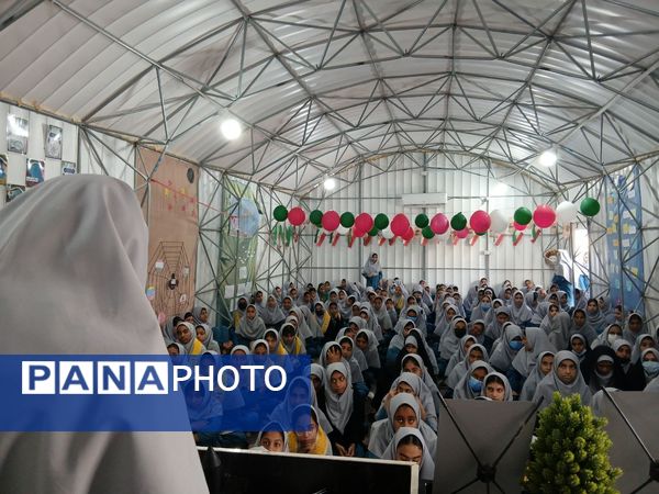 جشن۲۲بهمن در دبیرستان شاهد شهید مصلحی