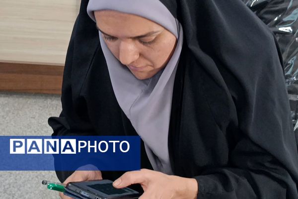 جلسه مراقبین سلامت مدارس در نیشابور 