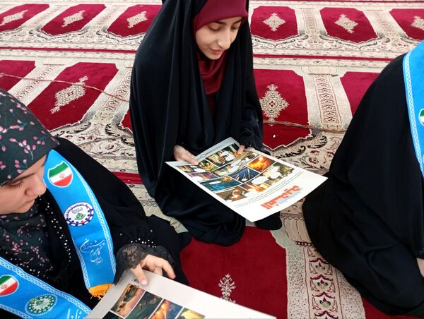 معرفی بسته فرهنگی ایرانمون در جمع معتکفین