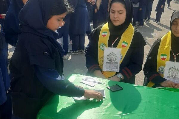 انتخابات شورای دانش‌آموزی در مدارس منطقه کهریزک 