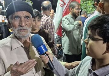 مردم کاشمر مشکلات جنگ را به خاطر سربلندی ایران به جان می خرند