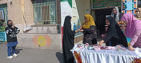 تقدیر از دانش‌آموزان برتر علمی در بیرجند
