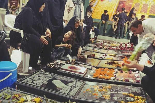 دیدار یاران، در گلزار شهدای ملارد