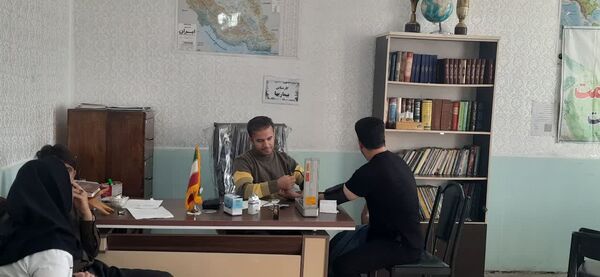 میزخدمت پزشکی رایگان برای دانش‌آموزان کم برخوردار درمدارس
