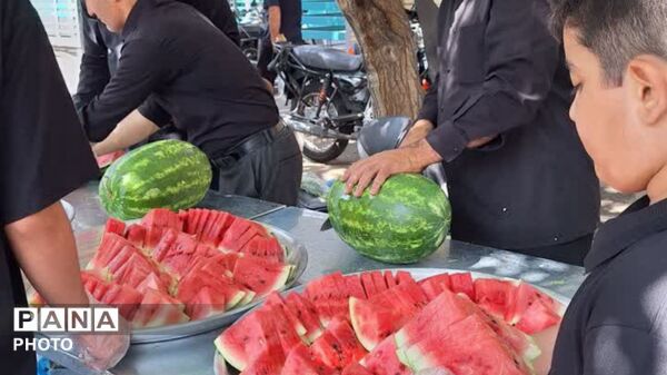 وداع با رهبر شهید ایران در تهران