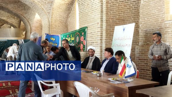 میز خدمت ادارات نیشابور در نماز جمعه 