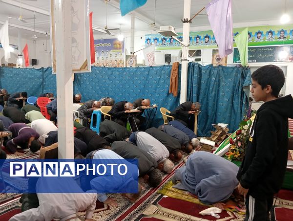 محفل انس با قرآن کریم در کازرون