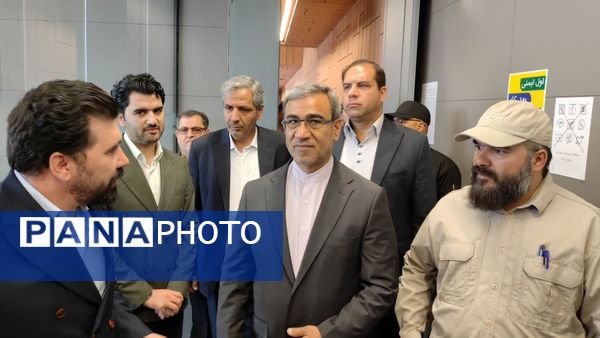 استاندار خراسان رضوی از شرکت عصاره‌گیری پردیس کاشمر بازدید کرد