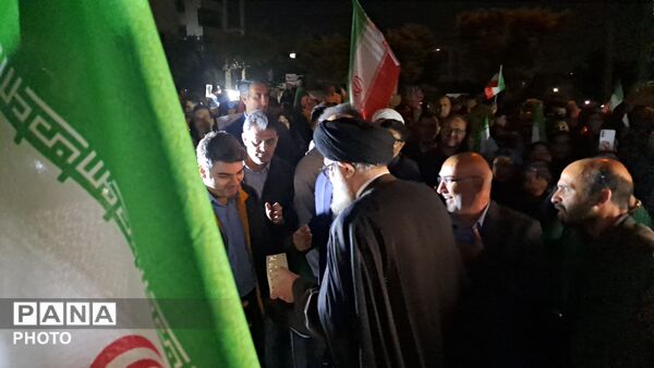 موج وحدت، ایمان و بصیرت در خیابان‌های کرج