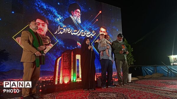  شبهای پرستاره اقتدار در جوار شهدای گمنام قم