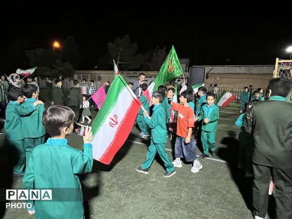 جشن ولادت امام رضا (ع) در دبستان پسرانه سیدالشهدا(ع)