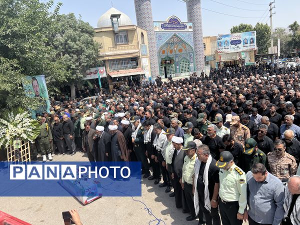 تشییع پیکر شهید ایمان وحیدی در آشخانه