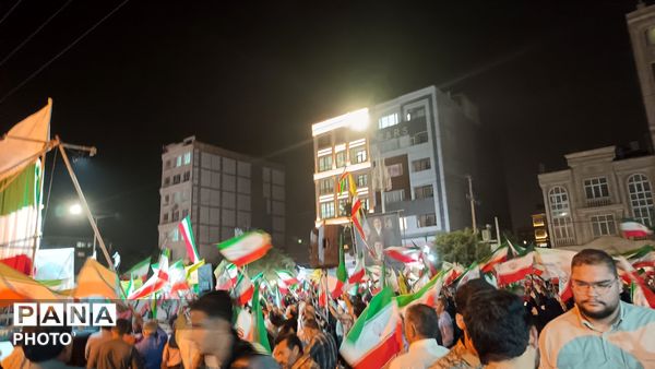 دومین اربعین حضور مردم غیور نیشابور همزمان با دومین سالگرد شهادت شهدای خدمت