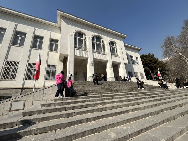 دانش‌آموزان دبیرستان فرزانگان استعداد درخشان ملارد در سفر به دل تاریخ