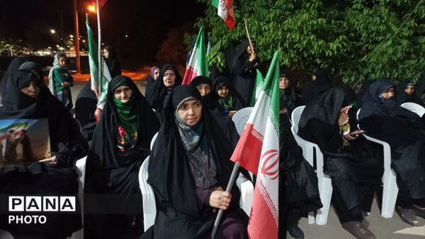 هشتاد و نه شب حضور در خیابان