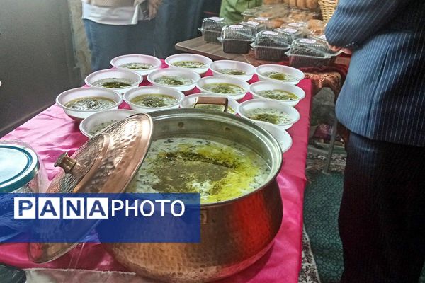 از سنت تا خلاقیت، برگزاری نمایشگاه صنایع دستی یلدا در دبیرستان توحید یک