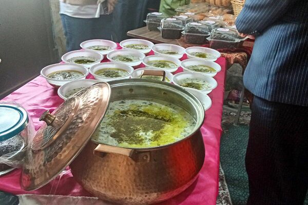 از سنت تا خلاقیت، برگزاری نمایشگاه صنایع دستی یلدا در دبیرستان توحید یک