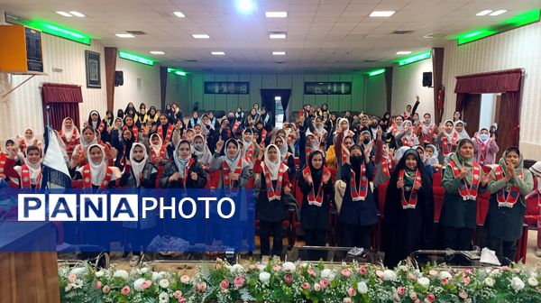 کارگاه آموزشی دانش‌آموزان دختر یاور مربی تشکیلات پیشتازان شهرستان نیشابور 