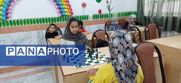 بازدید مسئولان اداره آموزش و پرورش شهرستان شیروان از کلاس‌های اوقات فراغت کانون سمیه