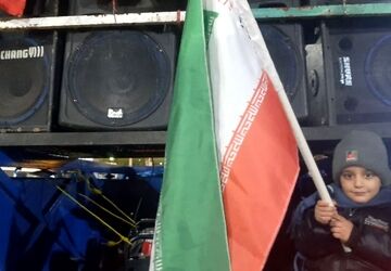 مردم باباحیدر  با راهپیمایی‌های هرشب مشت محکمی بر دهان دشمنان متجاوز زدند