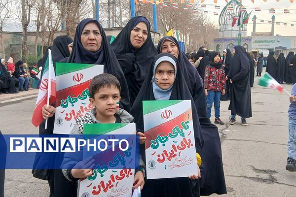 حضور مردم چهاردانگه در جشن چهل و هفتمین سالگرد شکوهمند انقلاب اسلامی