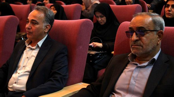 همایش بزرگداشت مقام معلم آموزش و پرورش ناحیه 2 زنجان
