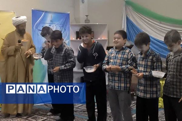 طنینِ نیایش در مدرسه