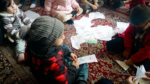 برپایی غرفه کودک در حاشیه نماز جمعه 