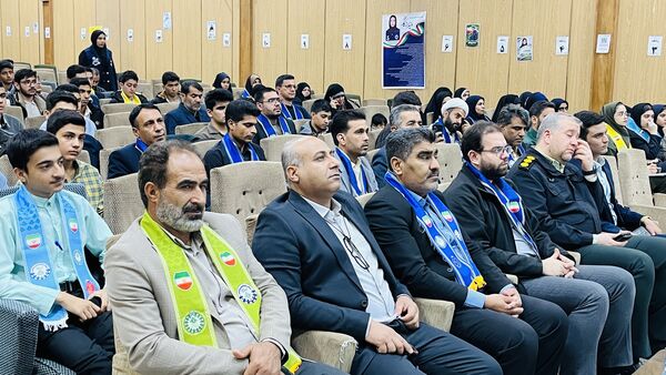 سیزدهمین دوره انتخابات شورای دانش آموزی استان کرمان با حضور قائم مقام سازمان دانش آموزی جمهوری اسلامی ایران