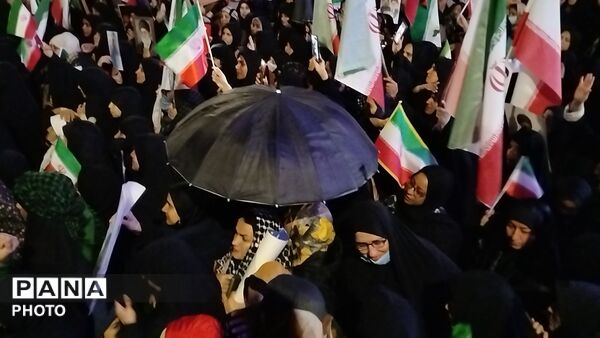 حضور گسترده و پرشور مردم انقلابی نیشابور در مراسم شهادت رهبر شهید
