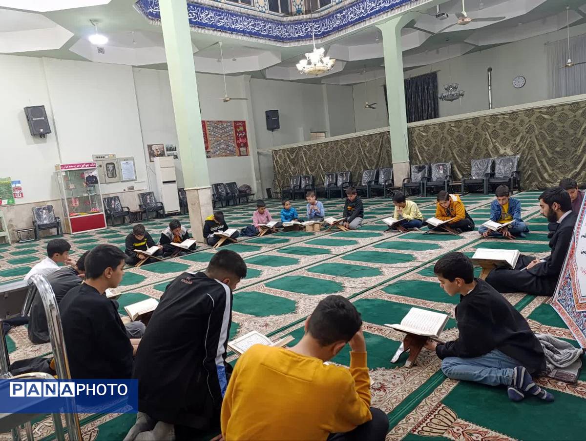 برپایی سفره افطار و برگزاری جلسه قرآن در شب ولادت امام حسن مجتبی (ع)