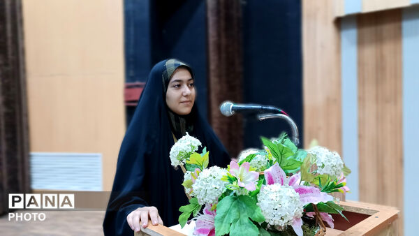 دختران آینده ساز فارسان در مسیر یادگیری و مسئولیت پذیری