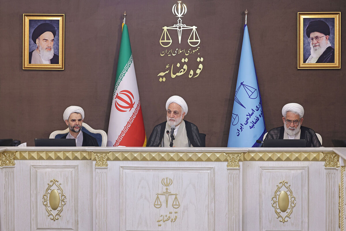 رئیس‌جمهور آمریکا دم از صلح می‌زد اما همچنان جنگ افروز است