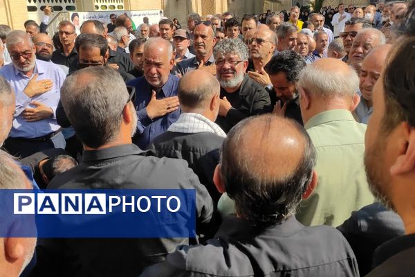 مراسم تشییع پیکر شهید جانباز حاج احمد شیخ حسینی در حرم سید علاءالدین حسین(ع)