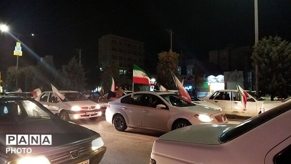 رژه ماشینی در چهلمین شب از شهادت رهبر شهید و شهدای میناب در نیشابور 