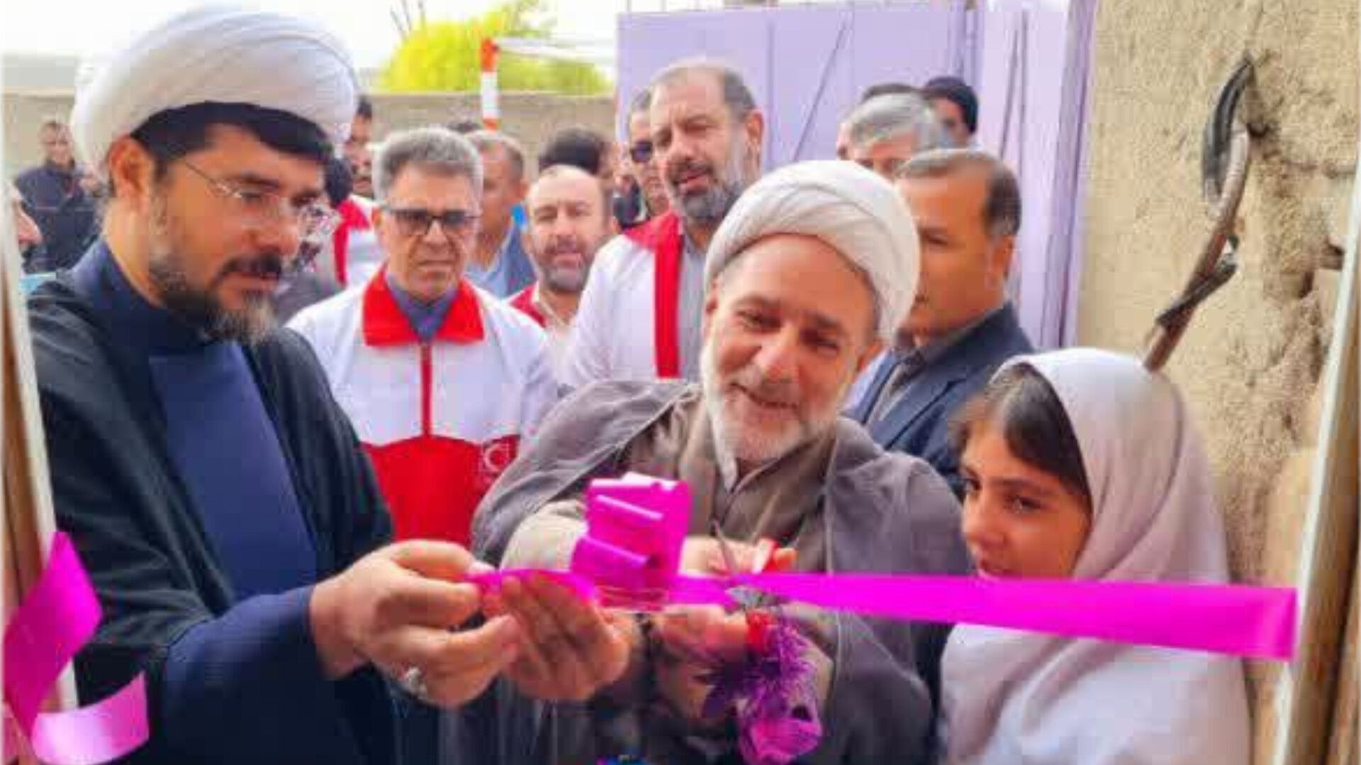 2دستگاه تصفیه آب صنعتی در روستاهای محروم پلدختر با اجرای طرح «نذر خدمت ۸» افتتاح شد