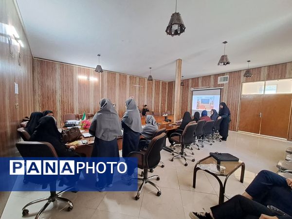 داوری دهمین دوره جشنواره نوجوان خوارزمی محور ریاضی در شهرستان فاروج