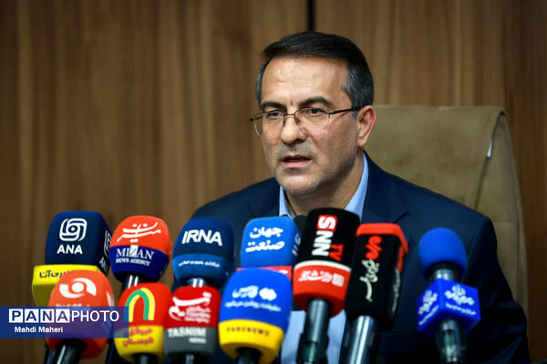  امکان گزارش تلفنی شهروندان از تخلفات شهرداری‌های البرز فراهم شد