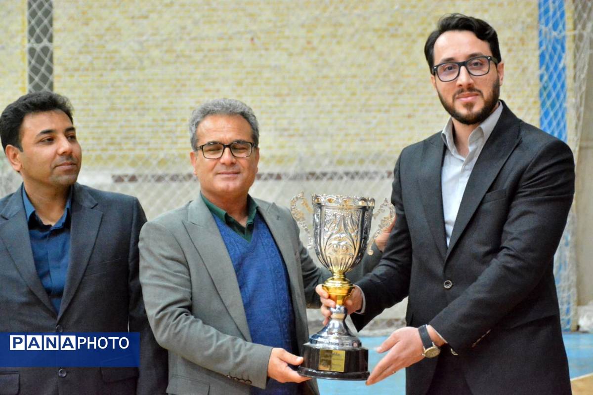 اختتامیه و فینال مسابقات فوتسال جام رمضان شهرستان سبزوار