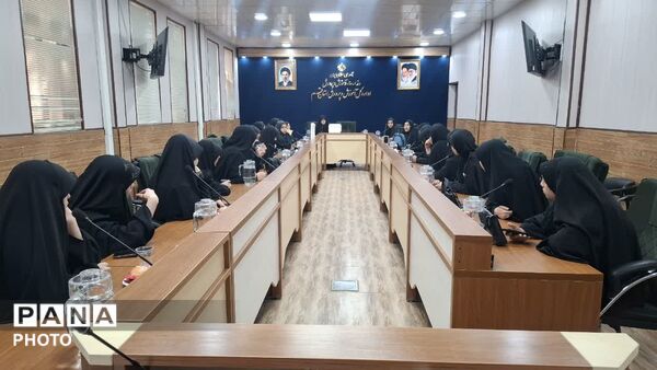 پیشتازان خدمتگزار زائران امام شهید