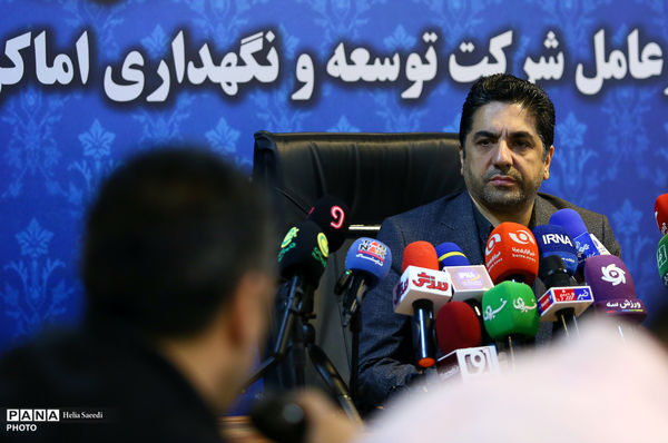 بازدید خبرنگاران از روند بازسازی و تعمیرات ورزشگاه آزادی 