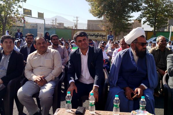 مدرسه فروغ دانش میزبان آیین باشکوه جشن عاطفه‌ها شد