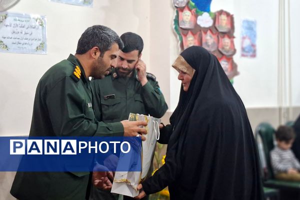 شکوه انقلاب در جشن باشکوه دهه فجر مدرسه نمونه دولتی ارشاد قرچک