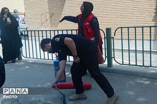 آموزش اطفا حریق به کارکنان آموزش و پرورش 