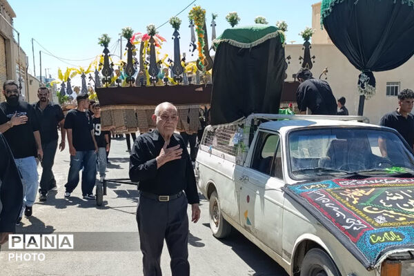 شور حسینی در سوگ روز دهم