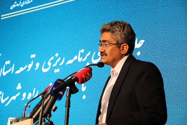  جلسه شورای توسعه و برنامه‌ریزی استان کردستان با حضور وزیر راه و شهرسازی 