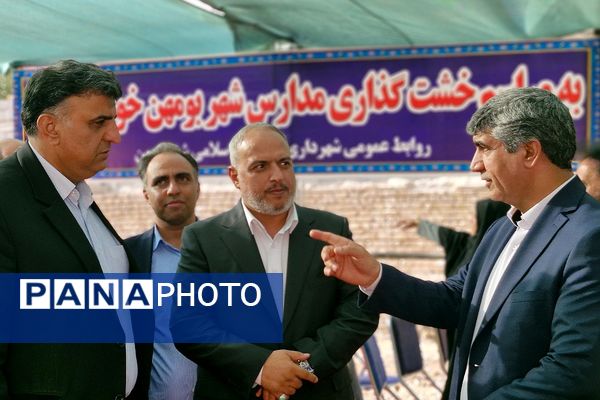 آیین خشت گذاری و افتتاح مدارس در منطقه پردیس با حضور استاندار تهران و مدیر کل شهرستانهای استان تهران 