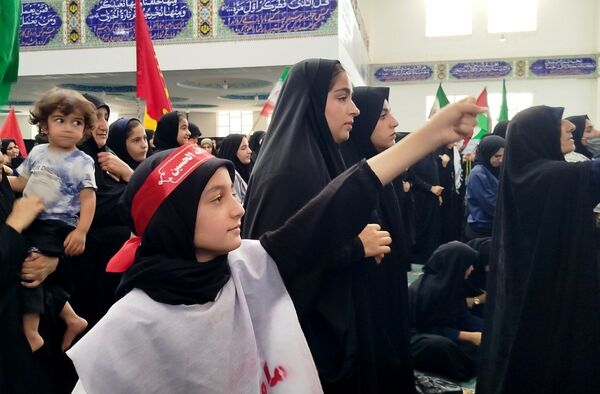 اجتماع بزرگ زینبیون در لردگان 